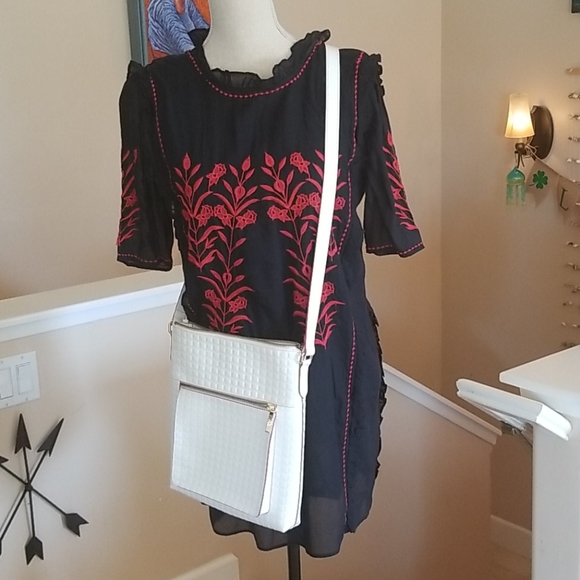 Invece Handbags - INVECE Italy White Leather Quilted Crossbody Purse